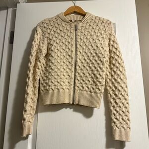 Gap Women’s sweater full zipper, size XS